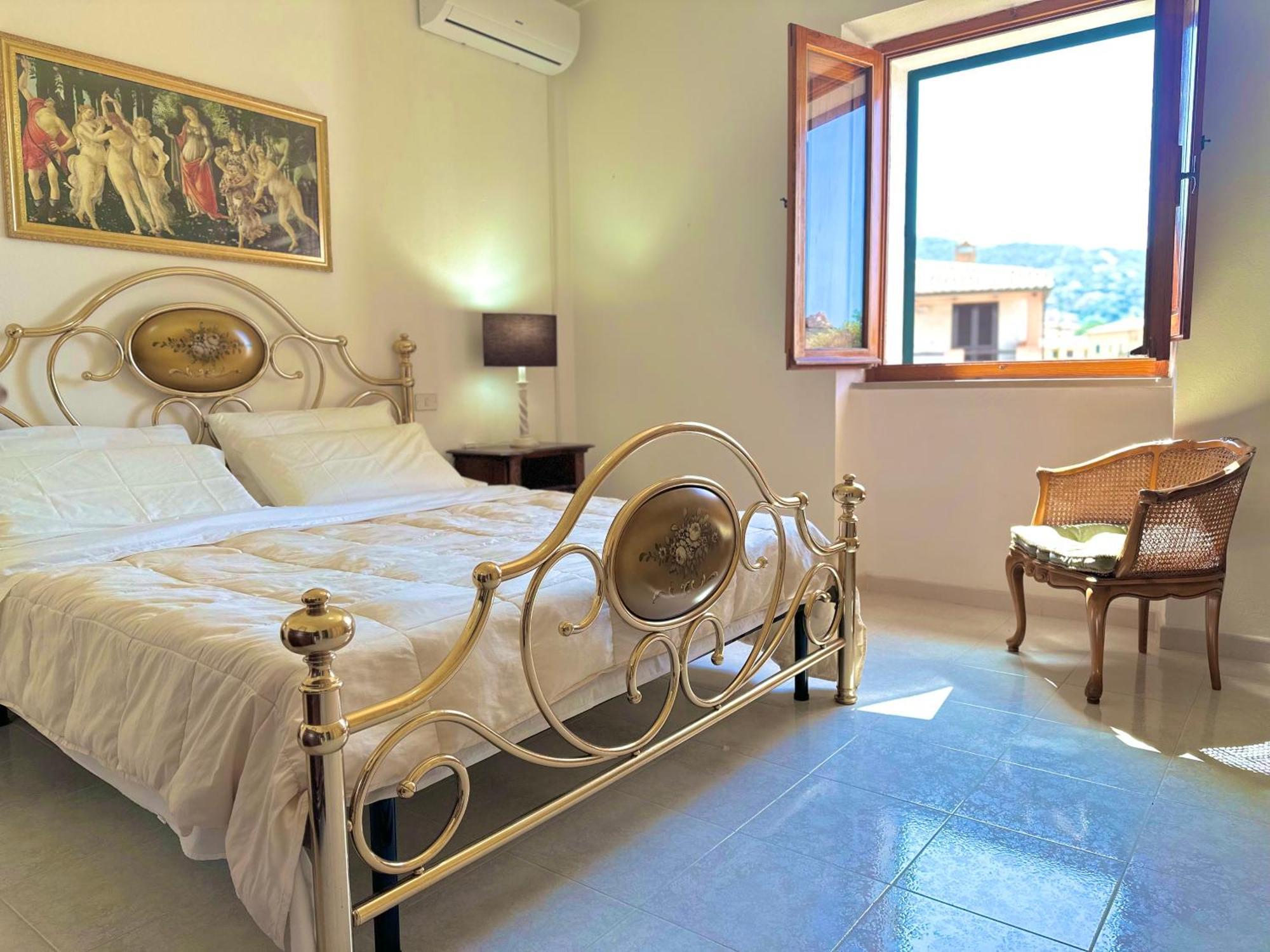 Appartamento Con Vista In Costa Smeralda กันนิโจเน ภายนอก รูปภาพ